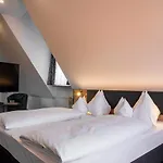 & Restaurant Post Hotel