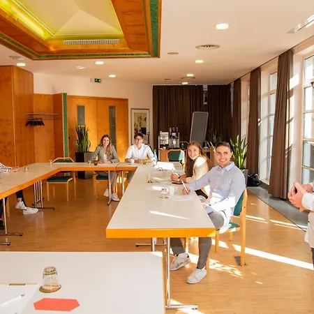 호텔 & Restaurant Post 라이힌겐