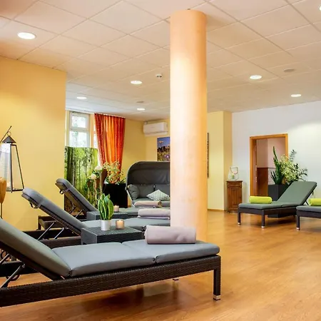 & Restaurant Post 3* Laichingen