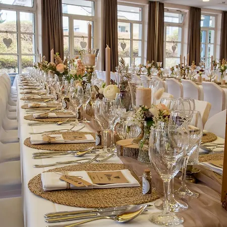 & Restaurant Post Hotel
