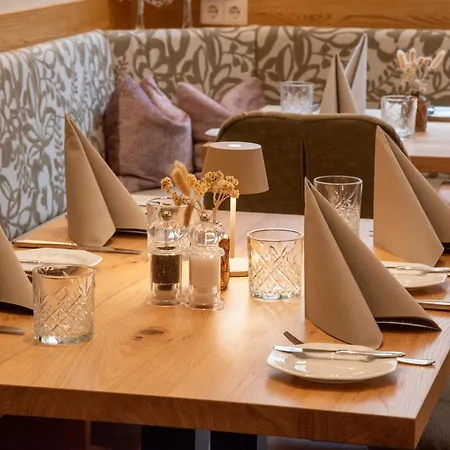 Hotel & Restaurant Post 4*