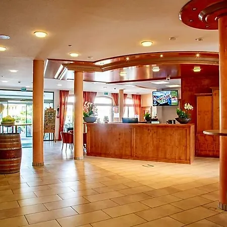 ホテル & Restaurant Post 4*