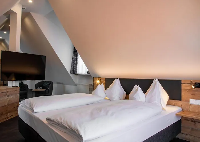 & Restaurant Post Hotel