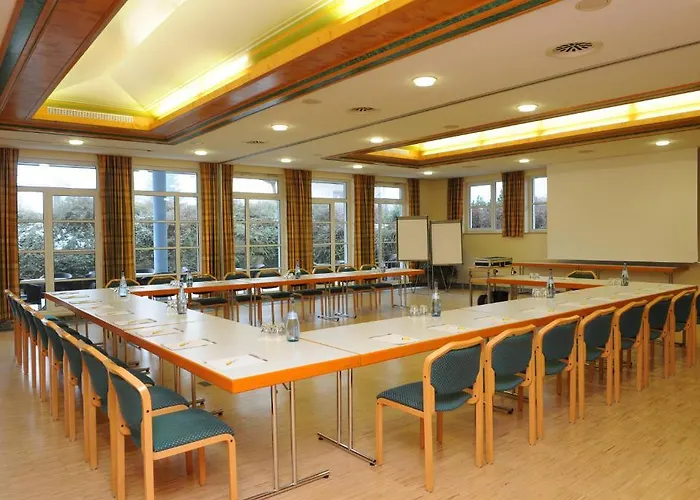 & Restaurant Post Отель 3*